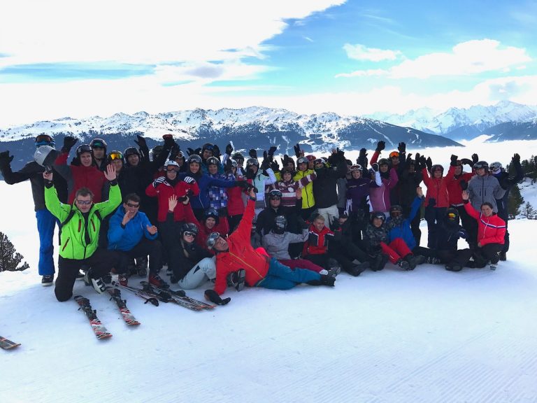Read more about the article Erfolgreiche Kompaktphase des Sportkurses Ski und Snowboard im Beruflichen Gymnasium