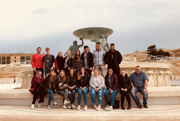 Read more about the article Schüler der KBS Nordhorn zum Praktikum auf Malta