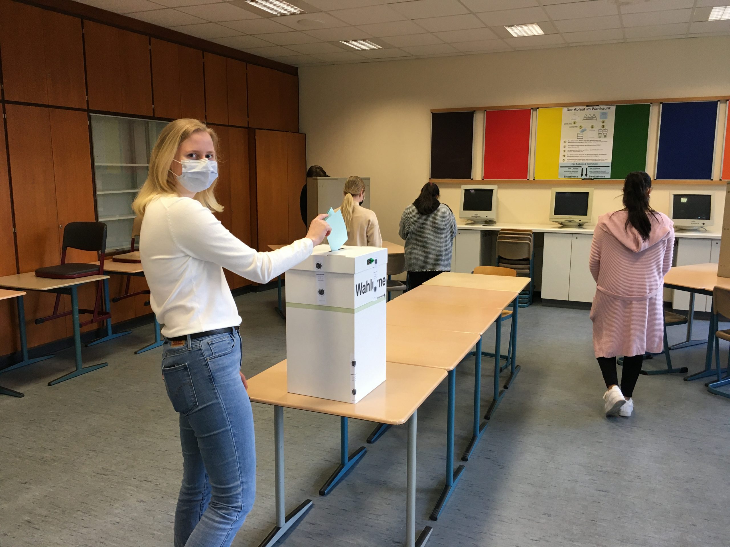 You are currently viewing Die Juniorwahl an den KBS Nordhorn – Ein wichtiger Beitrag zum Demokratieverständnis