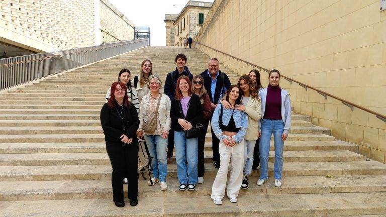 Read more about the article Malta-Erlebnis: Schülerinnen und Schüler tauchten in Kultur und Berufswelt ein!